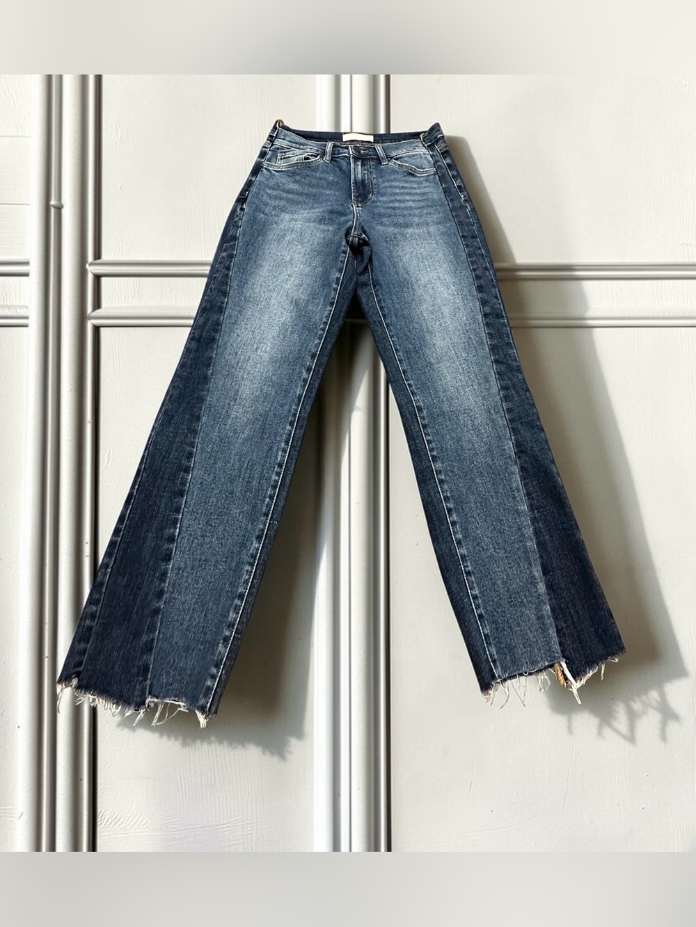 Vervet Blue Two Tone Stacked Hem Crop Length Jeans. With Stretch. Size :26